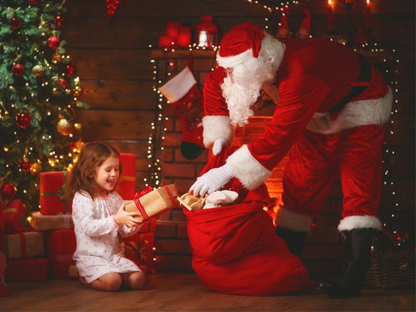 Cotswold Farm Park launches search for Santa for its grotto this Christmas